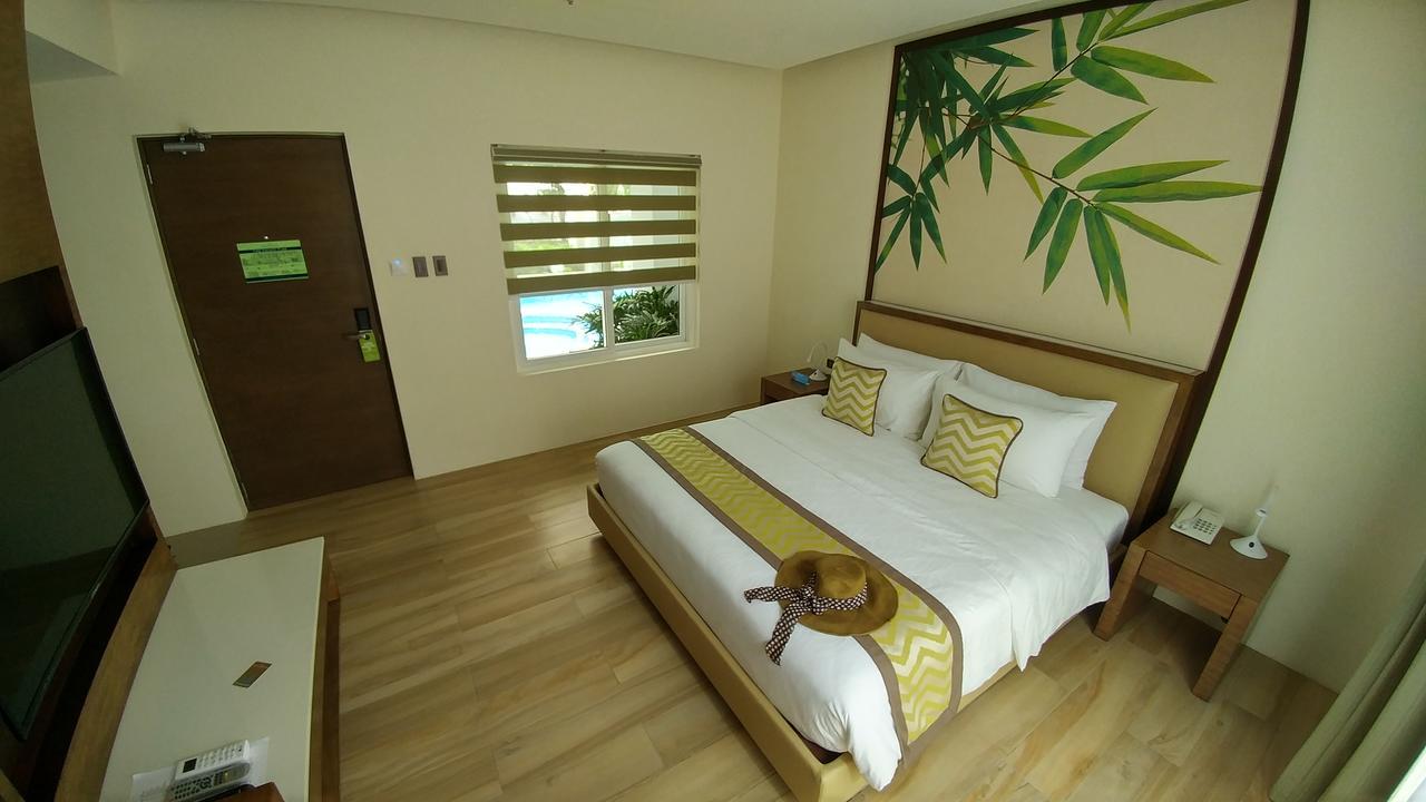 Boracay Haven Suites Balabag  Buitenkant foto